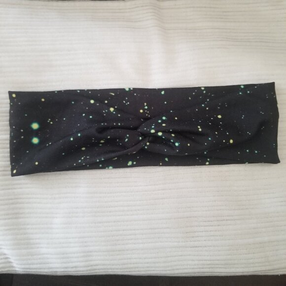Fablebands Black Galaxy Headband Twist Knot Front Stars Space - Picture 1 of 4